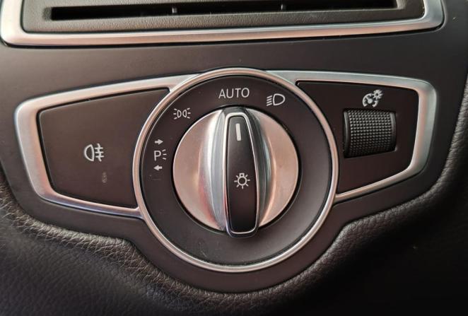 Mercedes-Benz C-Класс IV (W205) Рестайлинг с пробегом 2019 года, цена 2 500 000 рублей, 126904 км, седан, Автокод Объявления