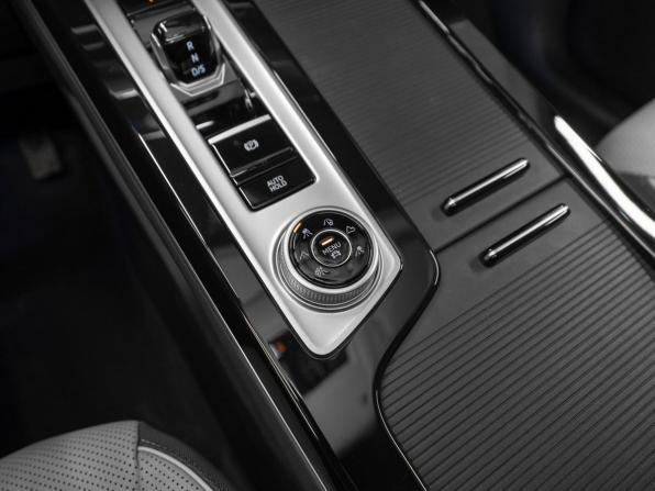 Volkswagen Tavendor I с пробегом 2026 года, цена 5 450 000 рублей, 13 км, внедорожник, Автокод Объявления