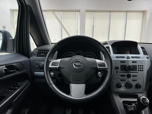 Opel Zafira B Рестайлинг с пробегом 2013 года, цена 1 070 000 рублей, 133403 км, минивэн, Автокод Объявления