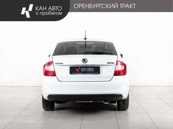 Skoda Rapid I с пробегом 2017 года, цена 990 000 рублей, 167000 км, лифтбек, Автокод Объявления