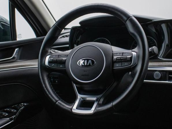 Kia K5 III с пробегом 2021 года, цена 2 188 000 рублей, 67886 км, седан, Автокод Объявления