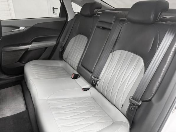 Changan Lamore с пробегом 2024 года, цена 2 150 000 рублей, 26850 км, седан, Автокод Объявления