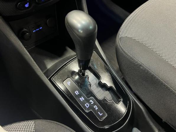 Hyundai Solaris I с пробегом 2013 года, цена 789 000 рублей, 216581 км, седан, Автокод Объявления