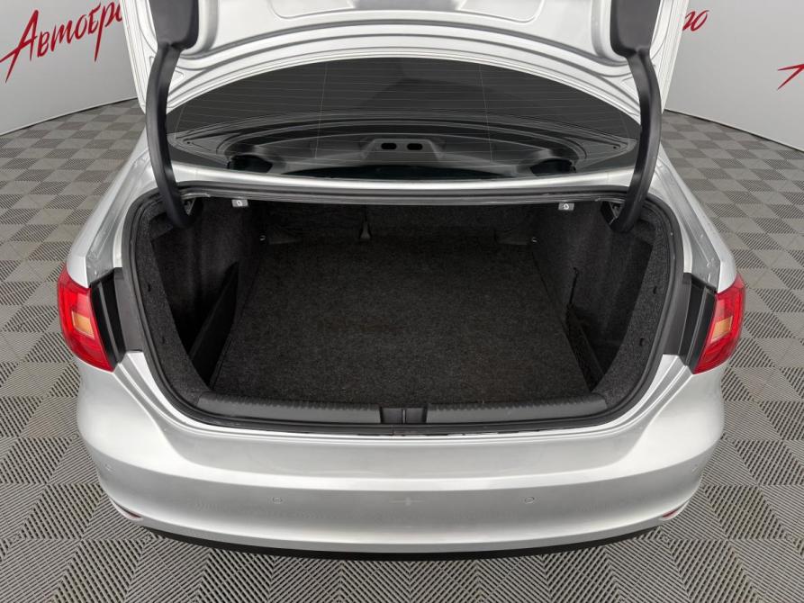 Volkswagen Jetta VI Псков  - изображение 19