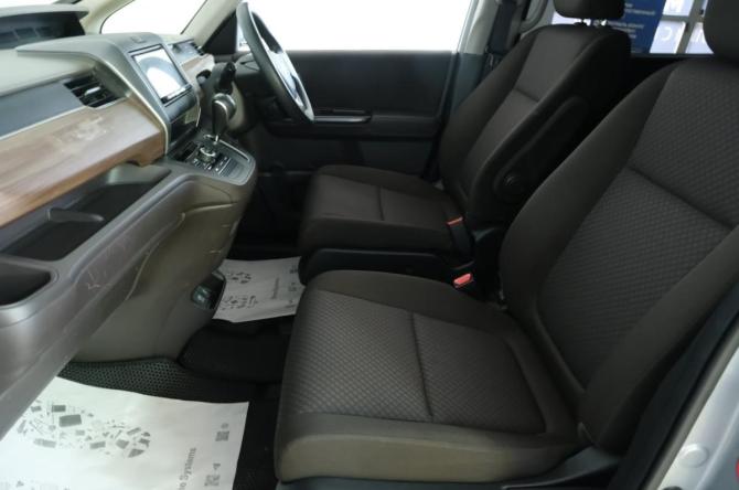 Honda Freed II Рестайлинг с пробегом 2020 года, цена 1 479 000 рублей, 132470 км, компактвэн, Автокод Объявления