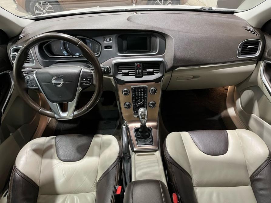 Volvo V40 Cross Country I Пермь  - изображение 13
