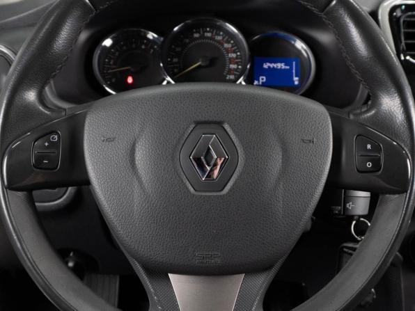 Renault Sandero II с пробегом 2017 года, цена 1 050 000 рублей, 124495 км, хэтчбек, Автокод Объявления