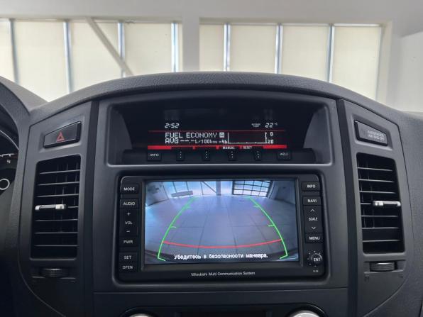 Mitsubishi Pajero IV Рестайлинг 1 с пробегом 2012 года, цена 2 430 000 рублей, 168275 км, внедорожник, Автокод Объявления