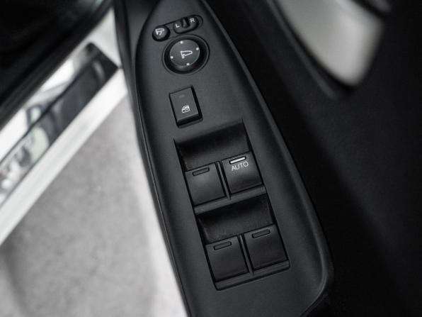 Honda Fit III с пробегом 2013 года, цена 999 000 рублей, 150500 км, хэтчбек, Автокод Объявления