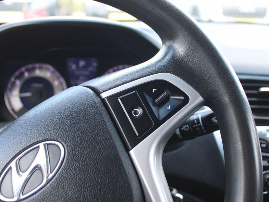 Hyundai Solaris I Дзержинск  - изображение 12