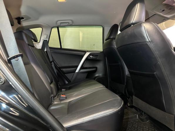 Toyota RAV4 IV (XA40) Рестайлинг с пробегом 2016 года, цена 2 332 000 рублей, 163283 км, внедорожник, Автокод Объявления
