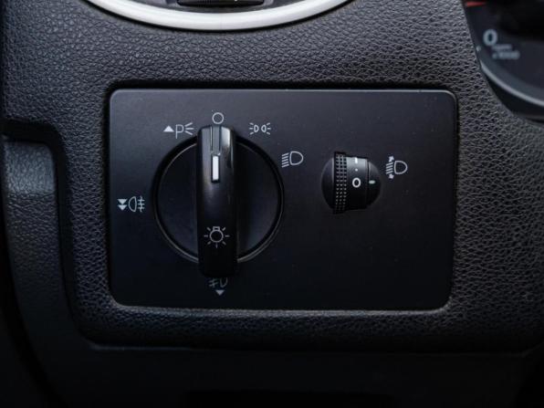 Ford Focus II с пробегом 2006 года, цена 530 000 рублей, 265470 км, хэтчбек, Автокод Объявления