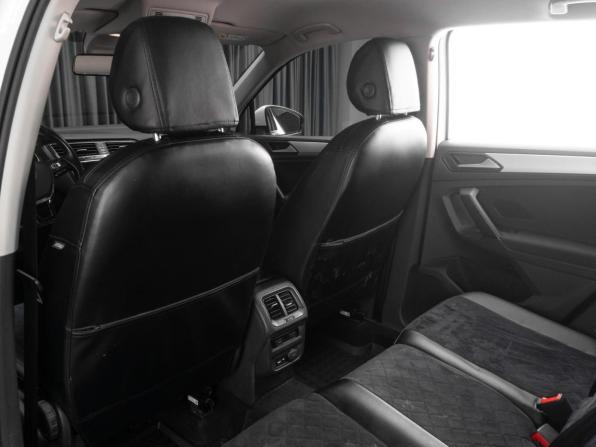 Volkswagen Tiguan II с пробегом 2020 года, цена 2 279 000 рублей, 91778 км, внедорожник, Автокод Объявления