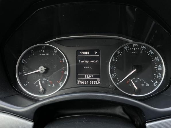 Skoda Octavia II (A5) Рестайлинг с пробегом 2012 года, цена 690 000 рублей, 279657 км, лифтбек, Автокод Объявления