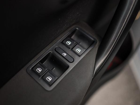 Volkswagen Polo V с пробегом 2011 года, цена 649 000 рублей, 156077 км, седан, Автокод Объявления