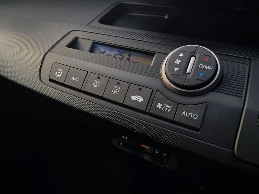 Honda Freed I Рестайлинг Санкт-Петербург  - изображение 14