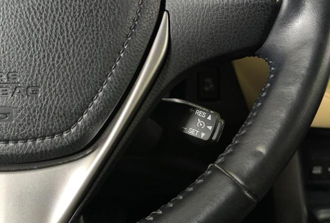 Toyota RAV4 IV (XA40) Рестайлинг с пробегом 2018 года, цена 2 350 000 рублей, 167381 км, внедорожник, Автокод Объявления
