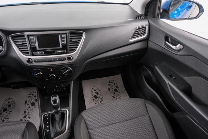 Hyundai Solaris II с пробегом 2018 года, цена 1 549 000 рублей, 9500 км, седан, Автокод Объявления