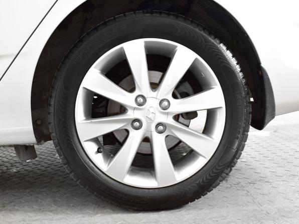 Hyundai Solaris I с пробегом 2014 года, цена 1 049 995 рублей, 157865 км, седан, Автокод Объявления