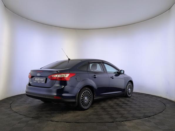 Ford Focus III с пробегом 2012 года, цена 900 000 рублей, 71132 км, седан, Автокод Объявления