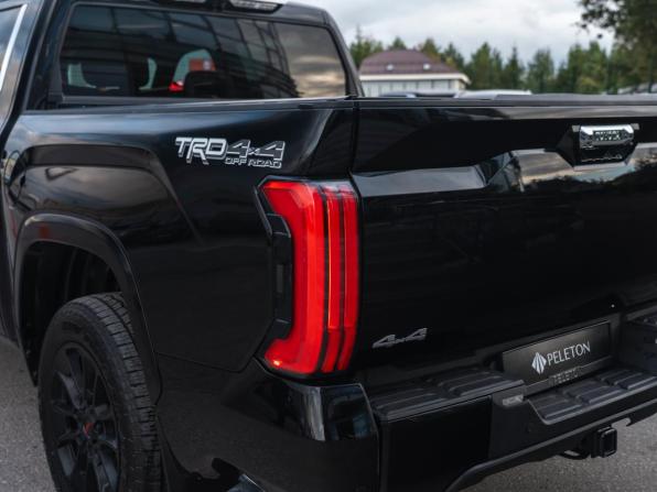 Toyota Tundra III с пробегом 2025 года, цена 9 050 000 рублей, 10390 км, пикап, Автокод Объявления