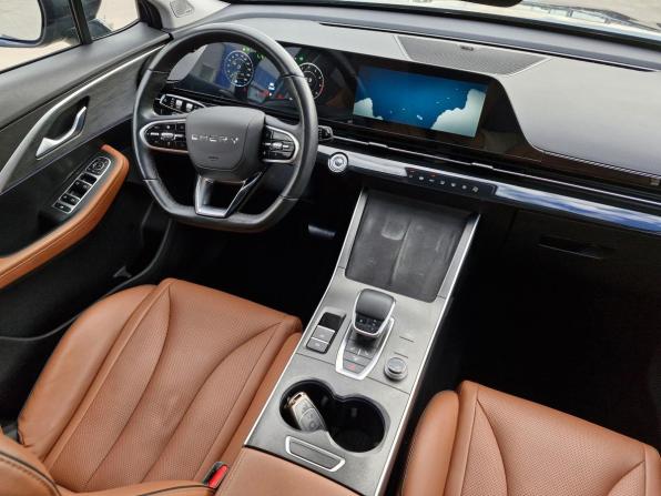 Omoda C5 I с пробегом 2023 года, цена 1 845 000 рублей, 69615 км, внедорожник, Автокод Объявления
