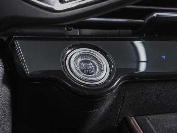 Omoda C5 I с пробегом 2023 года, цена 1 660 000 рублей, 13648 км, внедорожник, Автокод Объявления