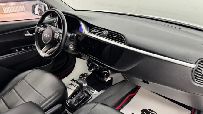 Kia Rio IV Рестайлинг с пробегом 2021 года, цена 1 460 000 рублей, 125000 км, седан, Автокод Объявления