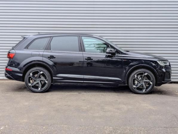 Audi Q7 II (4M) Рестайлинг с пробегом 2021 года, цена 6 390 000 рублей, 123481 км, внедорожник, Автокод Объявления