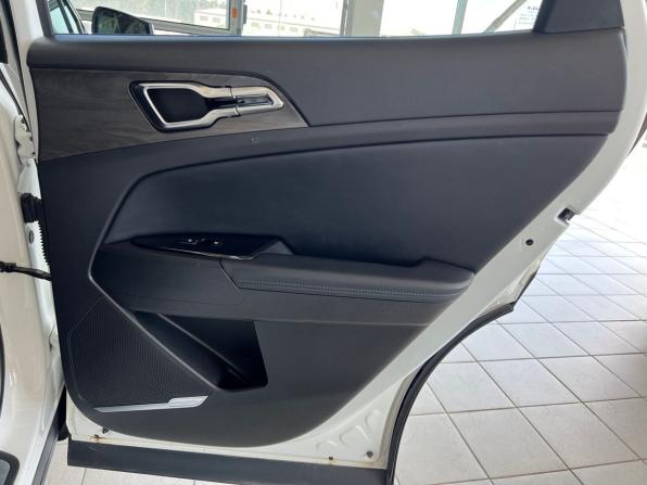 Kia Sportage V с пробегом 2023 года, цена 3 597 900 рублей, 25305 км, внедорожник, Автокод Объявления