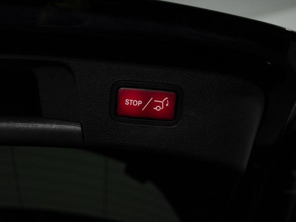 Mercedes-Benz GLA I (X156) Рестайлинг с пробегом 2017 года, цена 1 999 989 рублей, 127679 км, внедорожник, Автокод Объявления