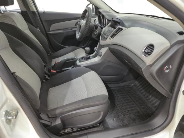 Chevrolet Cruze I с пробегом 2012 года, цена 575 000 рублей, 234127 км, хэтчбек, Автокод Объявления