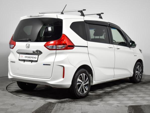 Honda Freed II с пробегом 2016 года, цена 1 100 000 рублей, 193302 км, компактвэн, Автокод Объявления