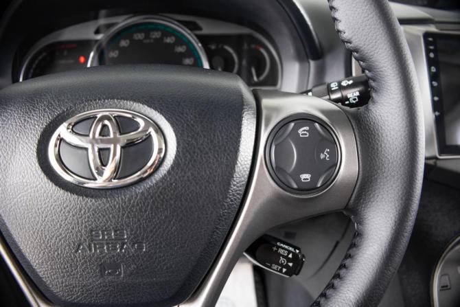 Toyota Venza I с пробегом 2013 года, цена 2 159 000 рублей, 199000 км, внедорожник, Автокод Объявления