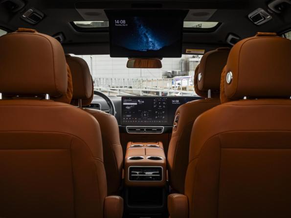Li Auto (Lixiang) L8 I с пробегом 2023 года, цена 7 000 000 рублей, 40000 км, внедорожник, Автокод Объявления