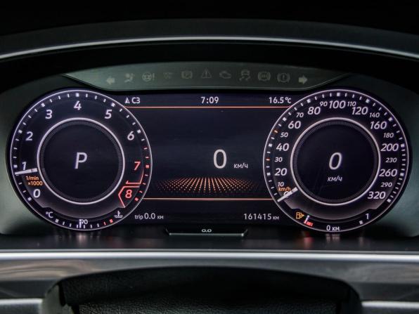 Volkswagen Tiguan II с пробегом 2018 года, цена 2 628 000 рублей, 161415 км, внедорожник, Автокод Объявления