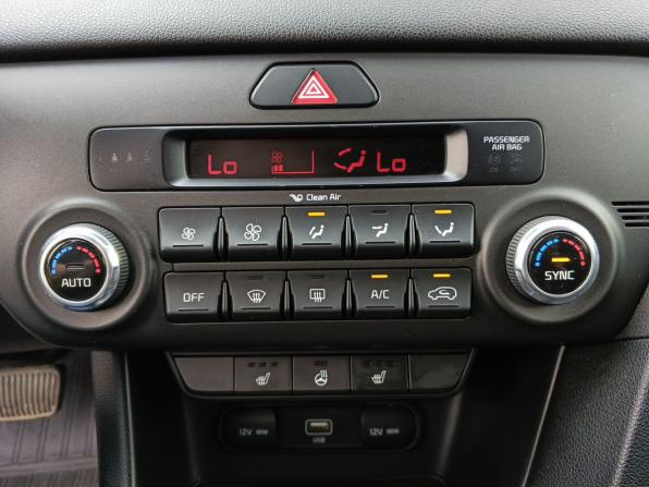 Kia Sportage IV Рестайлинг с пробегом 2021 года, цена 2 399 000 рублей, 75144 км, внедорожник, Автокод Объявления