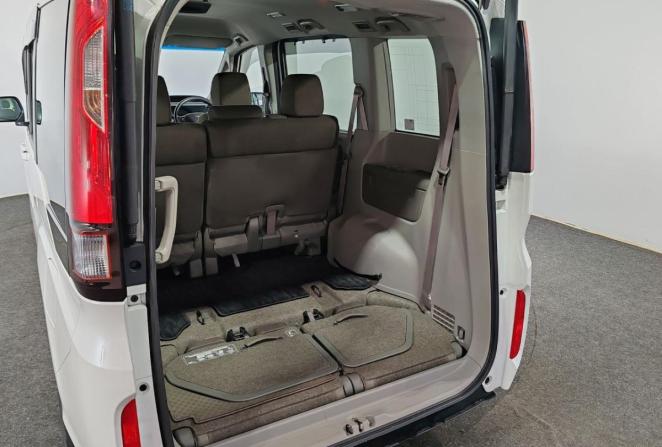 Honda Stepwgn V Рестайлинг с пробегом 2020 года, цена 2 450 000 рублей, 89279 км, минивэн, Автокод Объявления