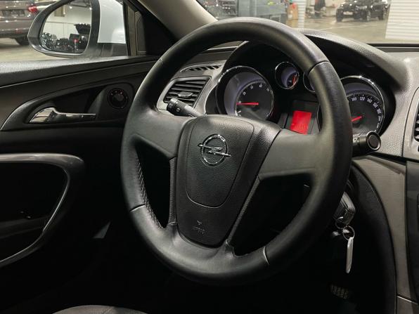 Opel Insignia I с пробегом 2013 года, цена 625 000 рублей, 189796 км, седан, Автокод Объявления