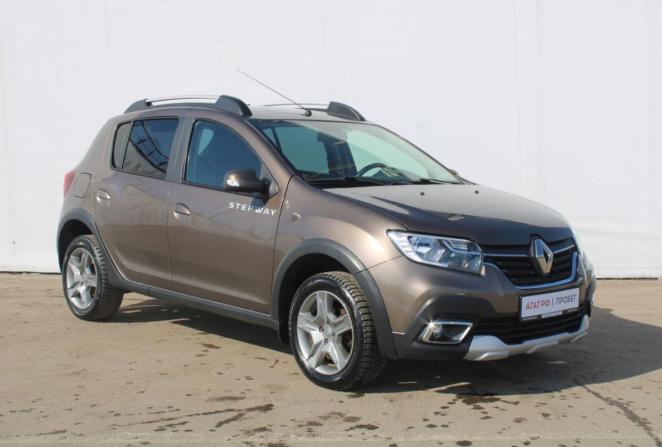Renault Sandero II Рестайлинг с пробегом 2020 года, цена 1 120 000 рублей, 99228 км, хэтчбек, Автокод Объявления