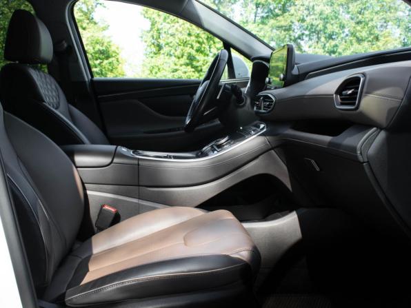 Hyundai Santa Fe IV Рестайлинг с пробегом 2021 года, цена 3 050 000 рублей, 79621 км, внедорожник, Автокод Объявления