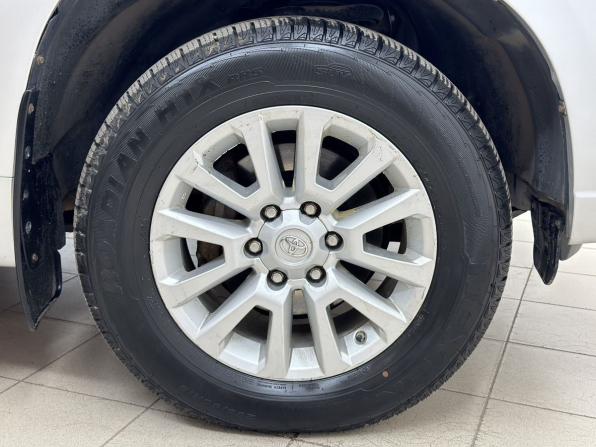 Toyota Land Cruiser Prado 150 Series Рестайлинг 1 с пробегом 2016 года, цена 3 965 000 рублей, 193343 км, внедорожник, Автокод Объявления