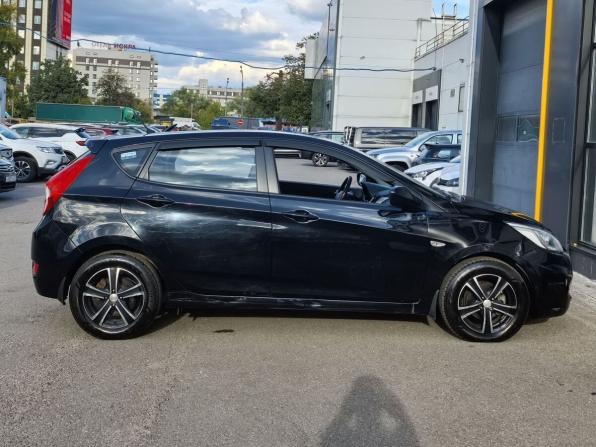 Hyundai Solaris I с пробегом 2013 года, цена 800 000 рублей, 108150 км, хэтчбек, Автокод Объявления