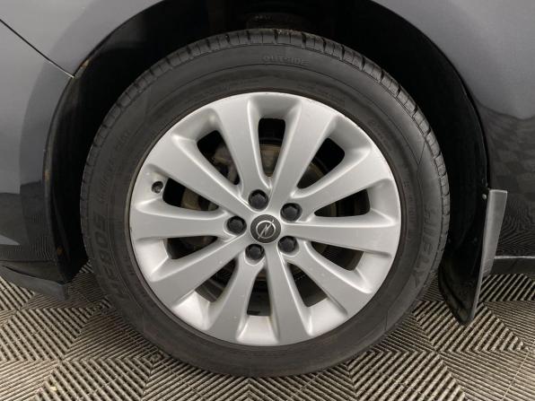Opel Astra J Рестайлинг с пробегом 2012 года, цена 750 000 рублей, 193968 км, седан, Автокод Объявления