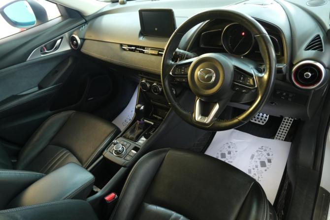 Mazda CX-3 I Рестайлинг с пробегом 2018 года, цена 1 859 000 рублей, 88725 км, внедорожник, Автокод Объявления