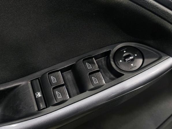 Ford Focus III с пробегом 2012 года, цена 700 000 рублей, 164934 км, хэтчбек, Автокод Объявления