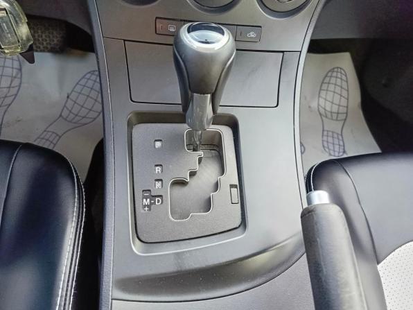 Mazda 3 II (BL) Рестайлинг с пробегом 2012 года, цена 999 001 рубль, 113423 км, хэтчбек, Автокод Объявления