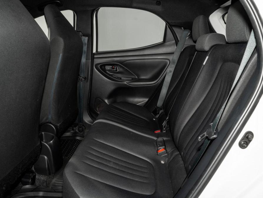 Toyota Yaris IV Иркутск  - изображение 7