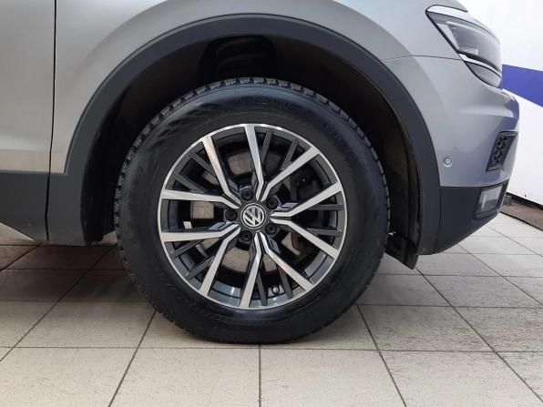 Volkswagen Tiguan II с пробегом 2018 года, цена 2 399 000 рублей, 192718 км, внедорожник, Автокод Объявления