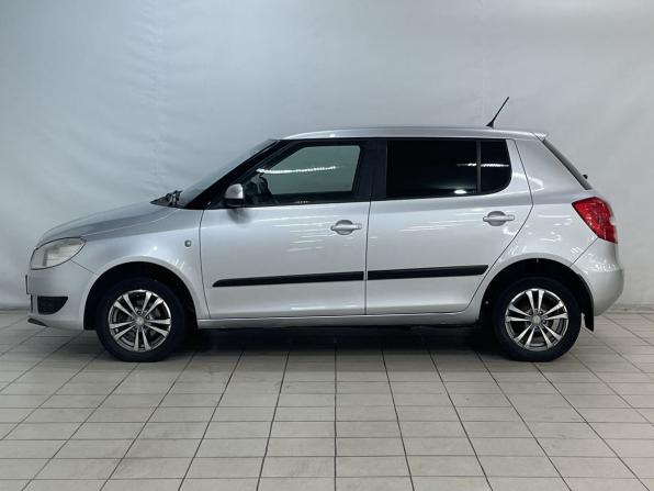 Skoda Fabia II Рестайлинг с пробегом 2011 года, цена 649 000 рублей, 188033 км, хэтчбек, Автокод Объявления